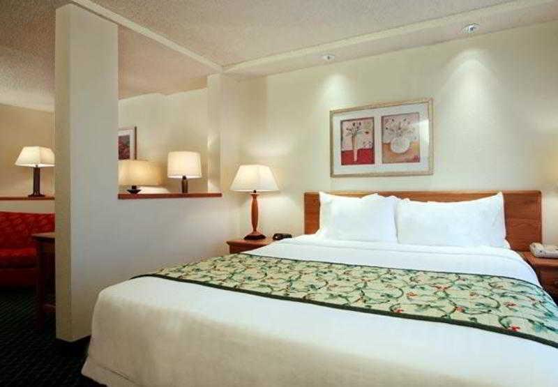 Fairfield Inn And Suites By Marriott Houston The Woodlands Zimmer foto